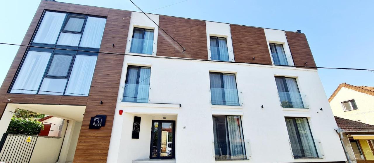 Hotel B4 أرادايا المظهر الخارجي الصورة