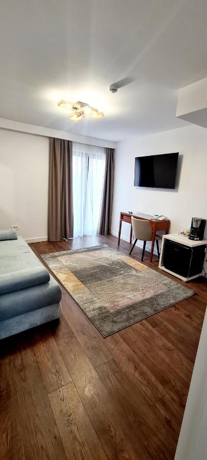 Hotel B4 أرادايا المظهر الخارجي الصورة